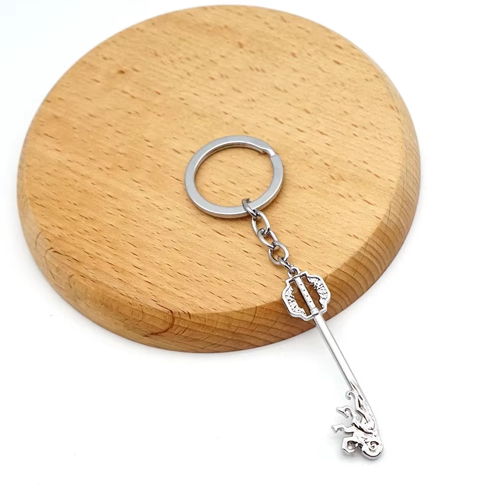 Kingdom Hearts Keychain Sora Key Keyblade Keyring Keychains for Men Game Accessories Car Key Ring Pendant Llaveros